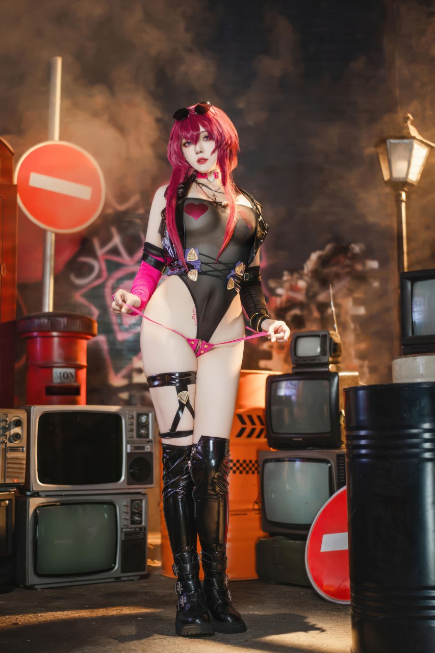 好图欣赏-Natsuko夏夏子 - 崩坏：星穹铁道 卡芙卡 dishwasher同人-颜夕资源网-第18张图片