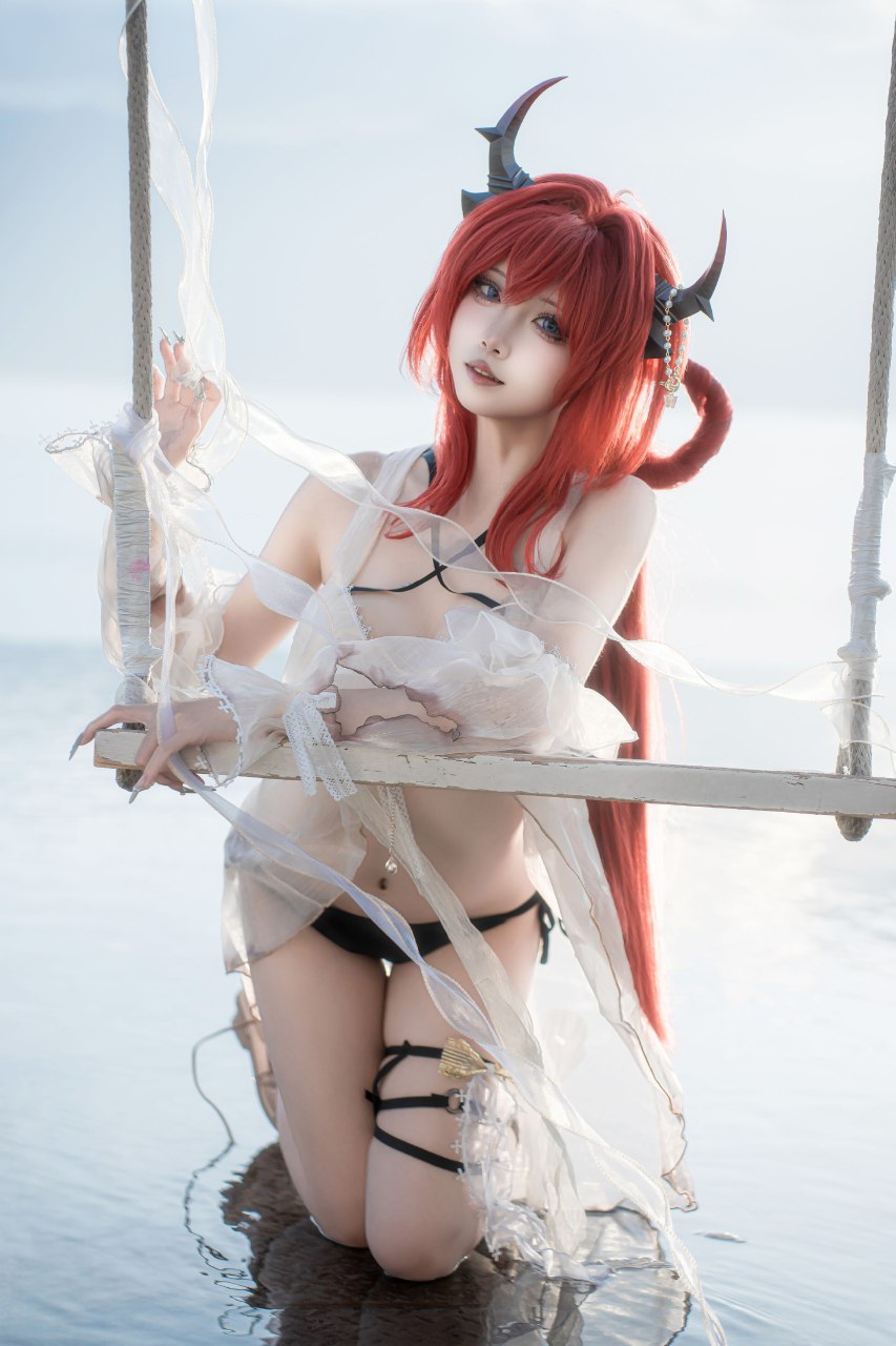 好图欣赏-纸悦Etsu_ko - 明日方舟 史尔特尔 泳装